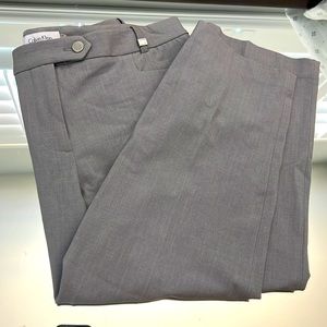Calvin Klein Capri Pant size :4